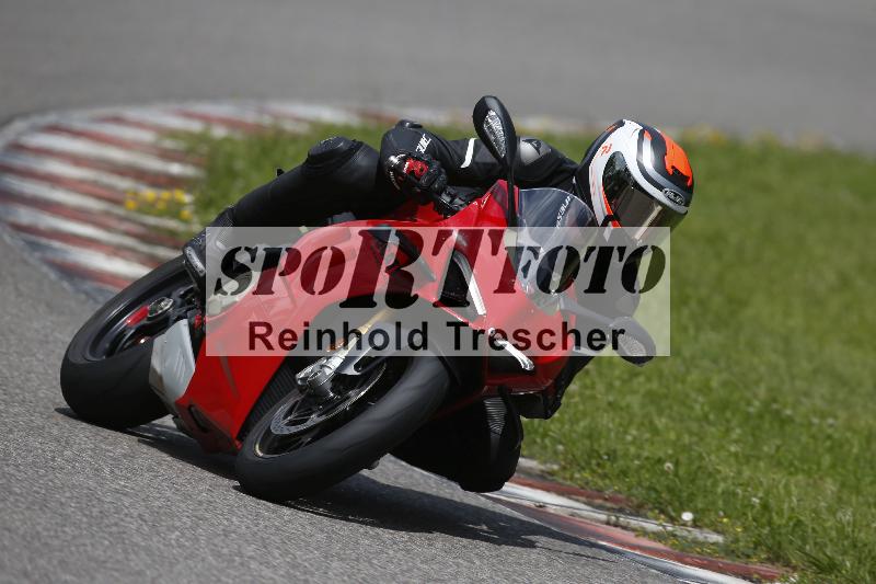 /Archiv-2024/29 12.06.2024 MOTO.CH Track Day ADR/Gruppe gelb/unklar